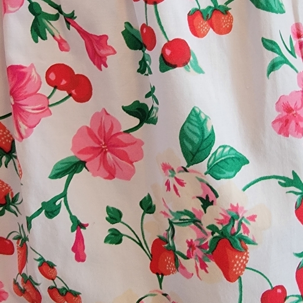NWT Ann Taylor Strawberry And Cherry White Peplum Tie Back Top Size S - Picture 3 of 12